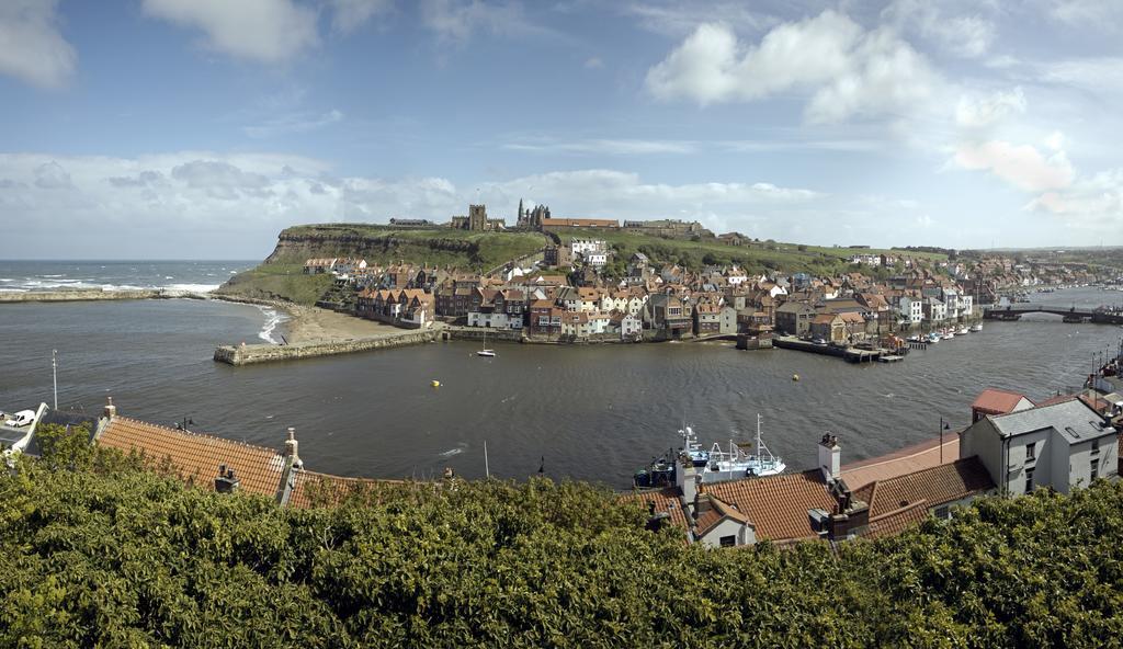 The Waverley Whitby Buitenkant foto